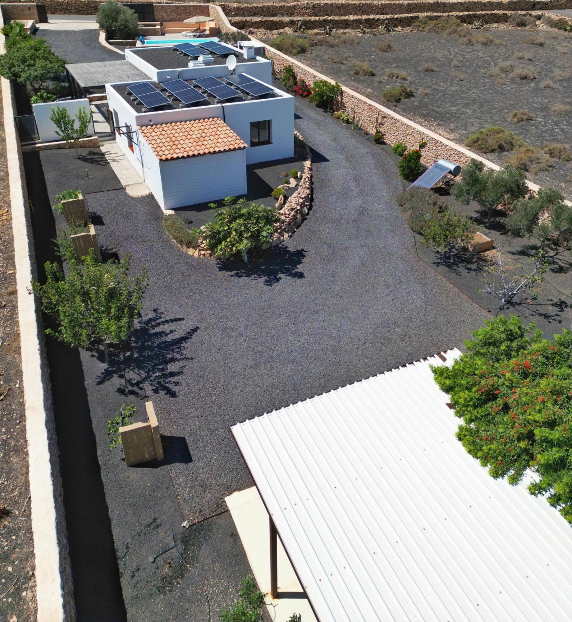 ティンダヤ Casa Marisa With Heated Pool & Gardenヴィラ エクステリア 写真